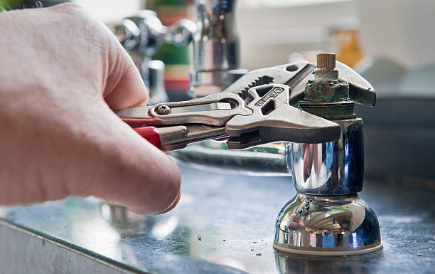 Best Local water damage restoration  in Tara Hills, CA